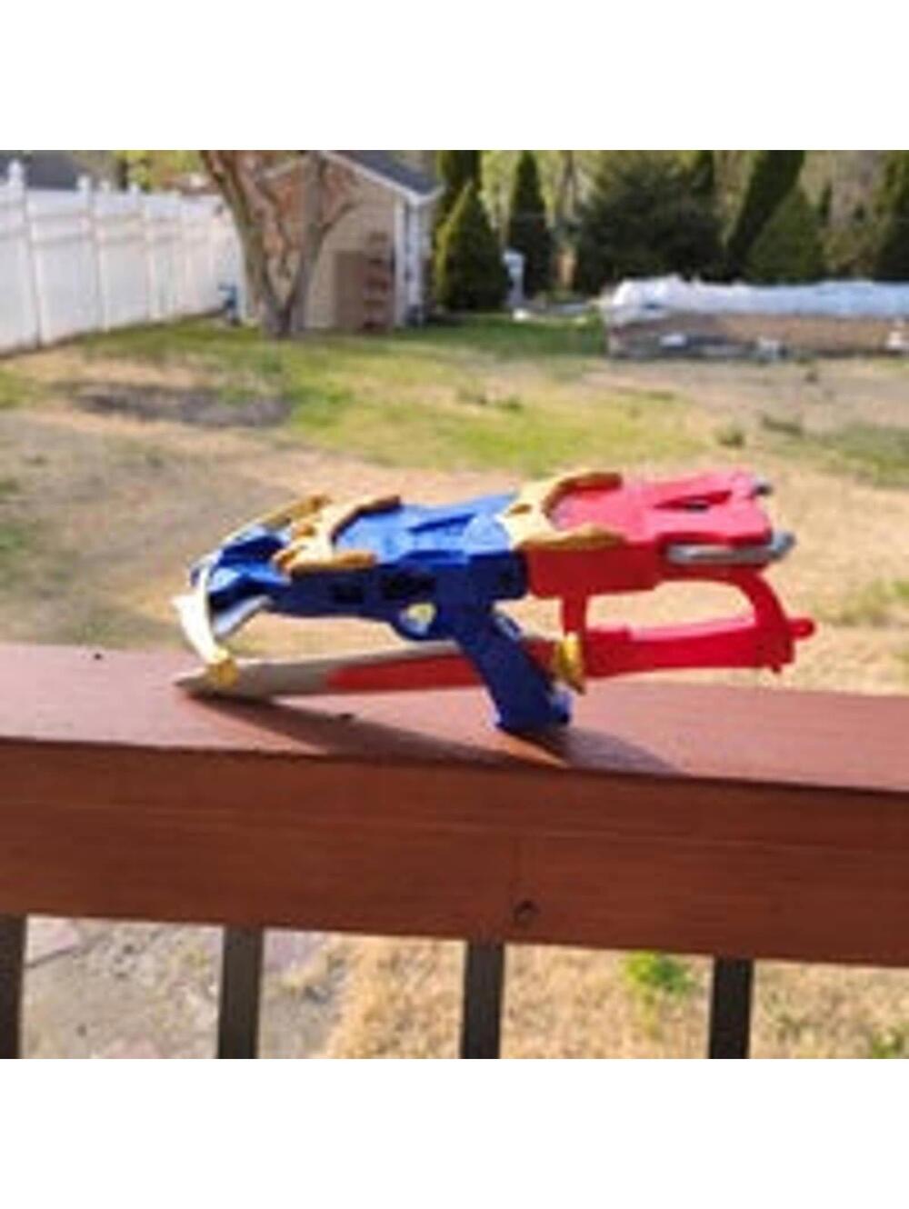 Deluxe Power Rangers Weapons MegaForce - Picture 2 of 4